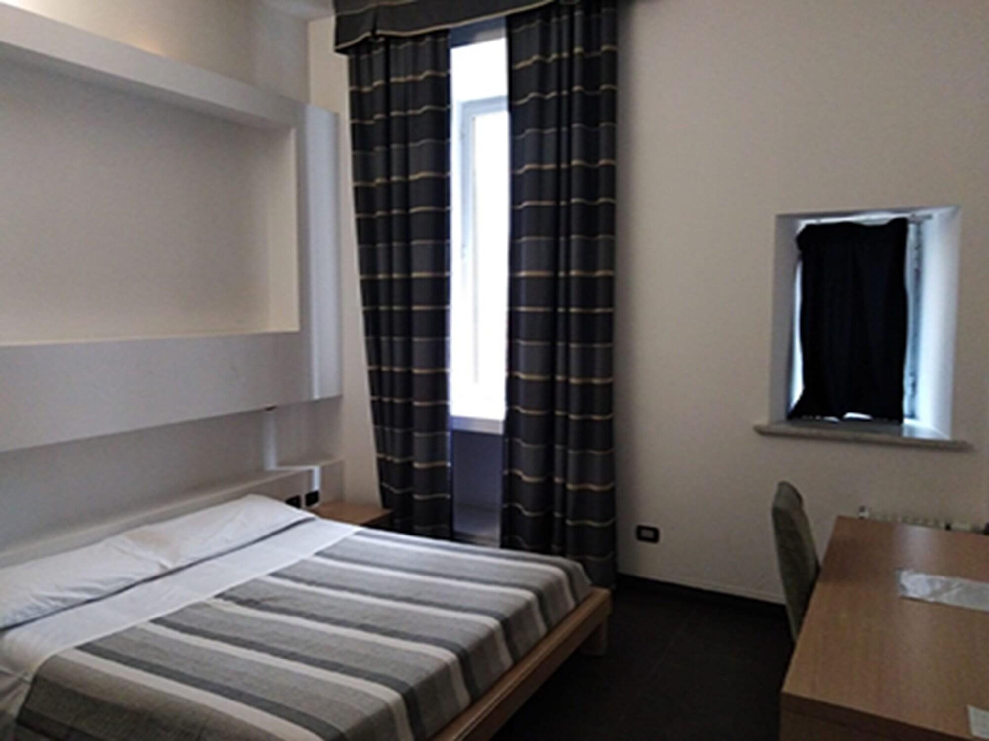 M&J Place Hostel Roma Ngoại thất bức ảnh