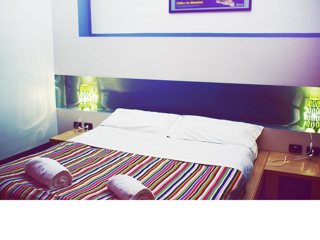 M&J Place Hostel Roma Phòng bức ảnh