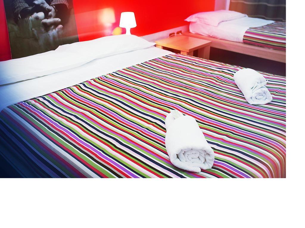 M&J Place Hostel Roma Phòng bức ảnh