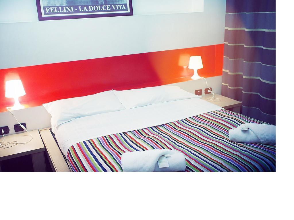 M&J Place Hostel Roma Ngoại thất bức ảnh
